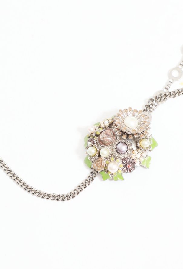Chanel STUNNING S/S 2005 Floral Charm 'CC' Chainlink Belt - 4