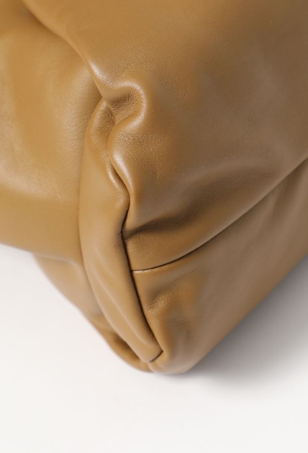 Bottega Veneta Resort 2020 The Shoulder Pouch Bag - 11