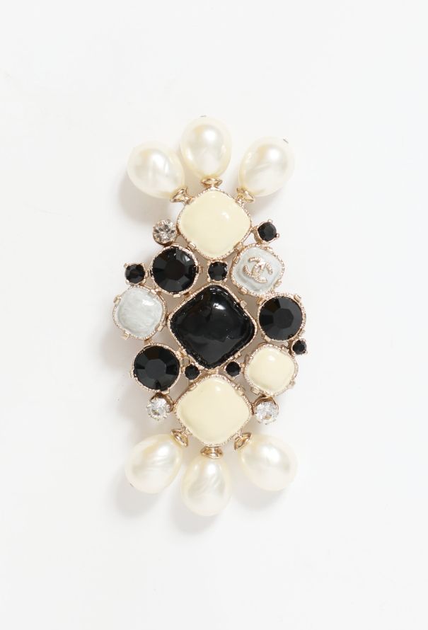 Chanel Paris-Moscow Pearl 'CC' Brooch - 2