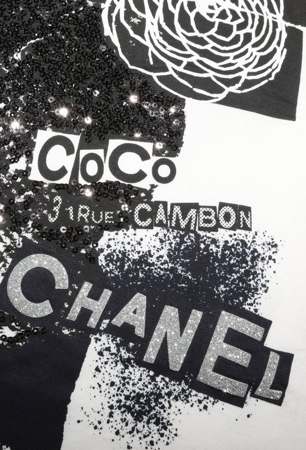 Chanel 2020 Embellished 'CC' Camelia T-Shirt - 4
