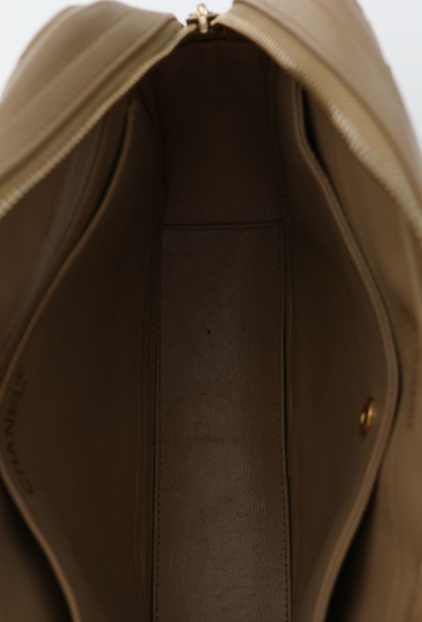 Chanel '90s Quilted Camera Bag - 15