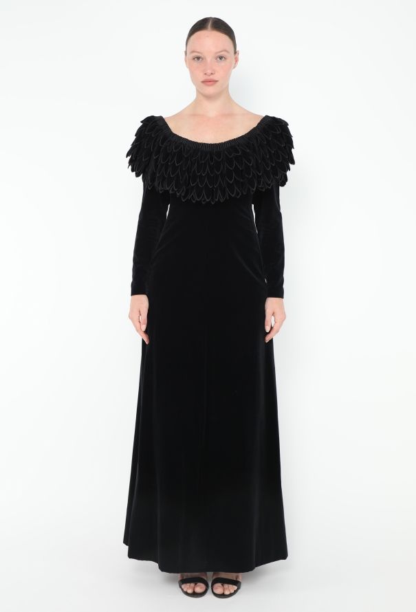 Nina Ricci Couture 1968 Velvet Petal Dress - 3