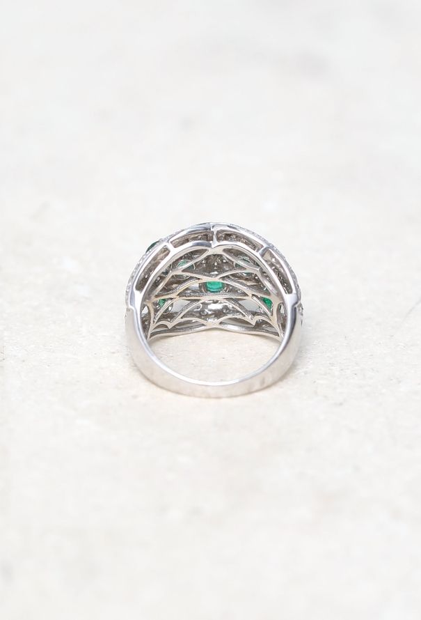 Vintage Fine Jewelry 18k Gold, Diamond & Emerald Dome Ring - 6