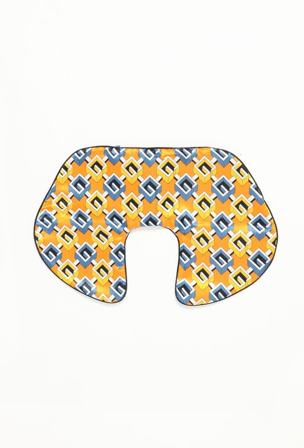 Gucci 4-piece Orange Silk Emblem Travel Set - 5