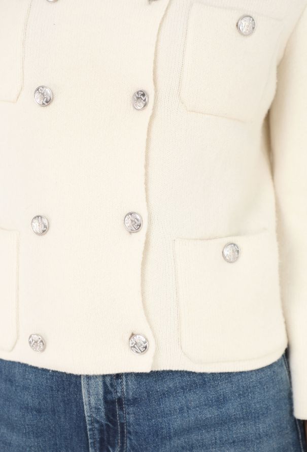 Chanel 2022 Double-Breasted Cashmere Cardigan - 5