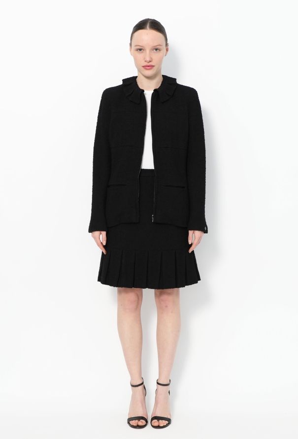 Chanel F/W 1997 Pleated Bouclé Ensemble - 1