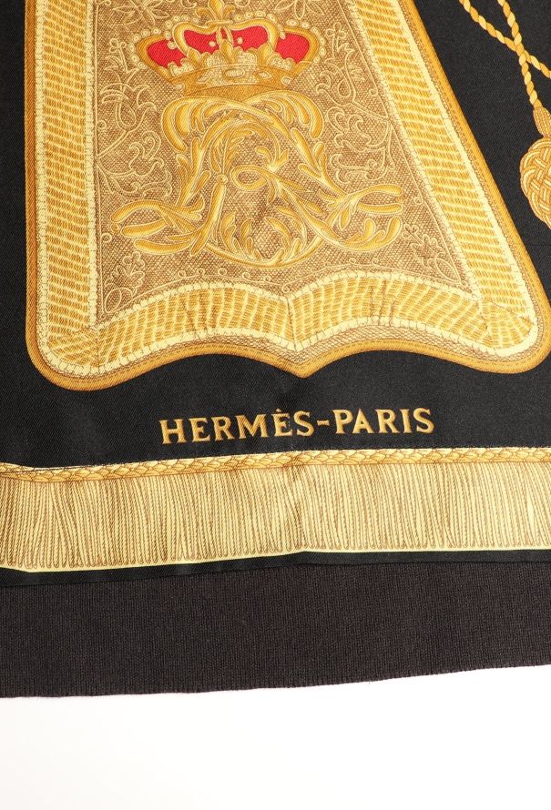 Hermès Vintage 'Poste et Cavalerie' Silk Carré Top - 7