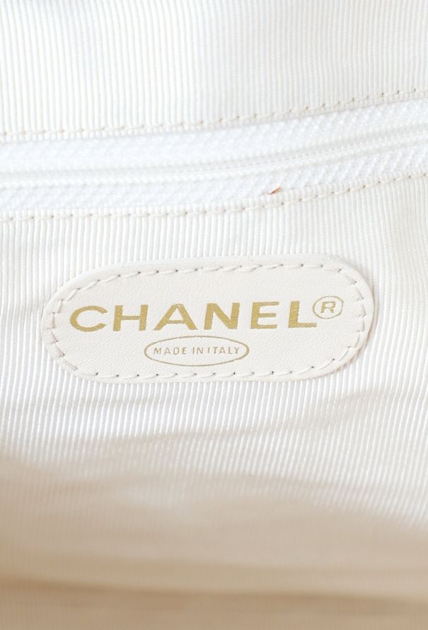 Chanel Off-White Caviar Tote Bag - 12