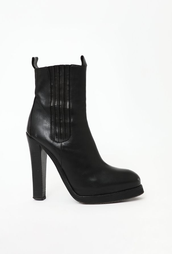 Balenciaga F/W 2003 Chelsea Boots - 1