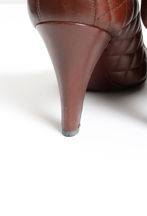 Chanel Textured 'CC' Pumps - 7