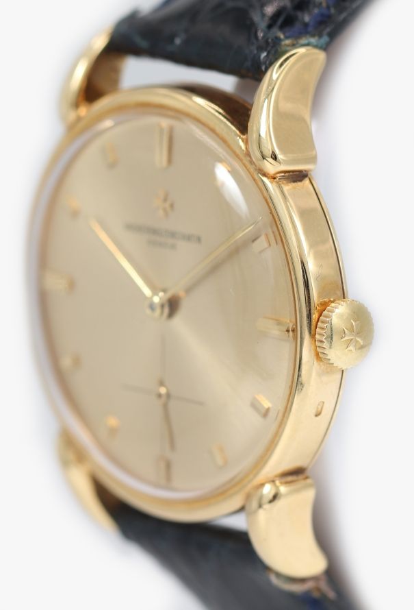 Vacheron Constantin Rare 1960s Cow Horn Lugs 18k Yellow Gold Watch - 3