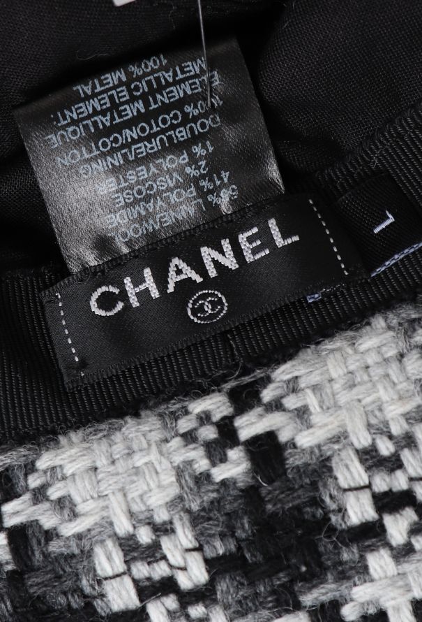 Chanel 2020 'CC' Tweed Bucket Hat - 6