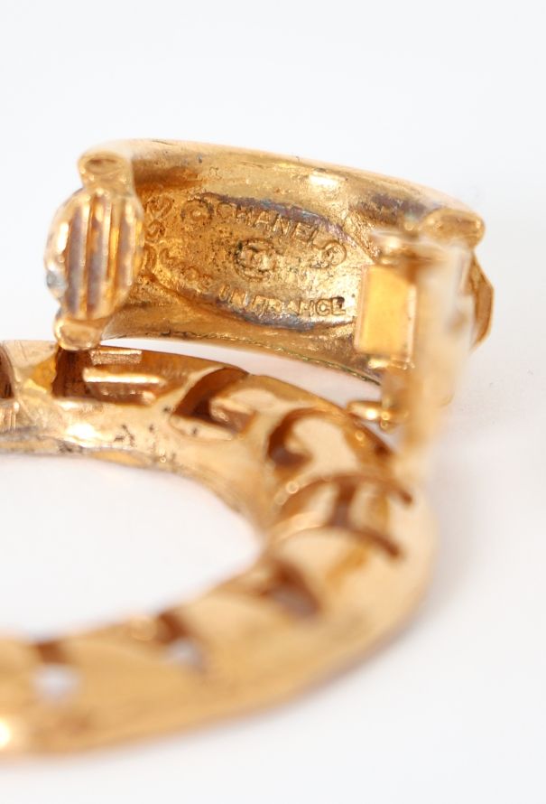 Chanel Vintage Hammered Logo Clip Earrings - 4