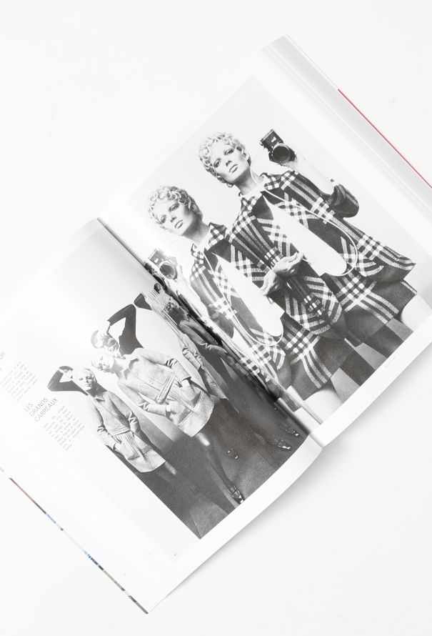 Vintage Books Helmut Newton: Pages from the Glossies Book - 4