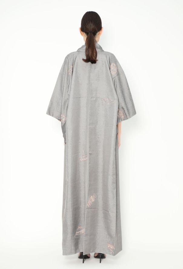 World Treasures Authentic Embroidered Silk Kimono - 5