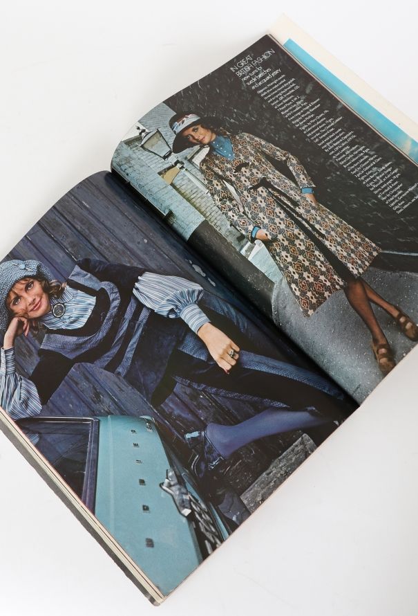 VOGUE UK 1970 Clive Arrowsmith Issue Trio - 7