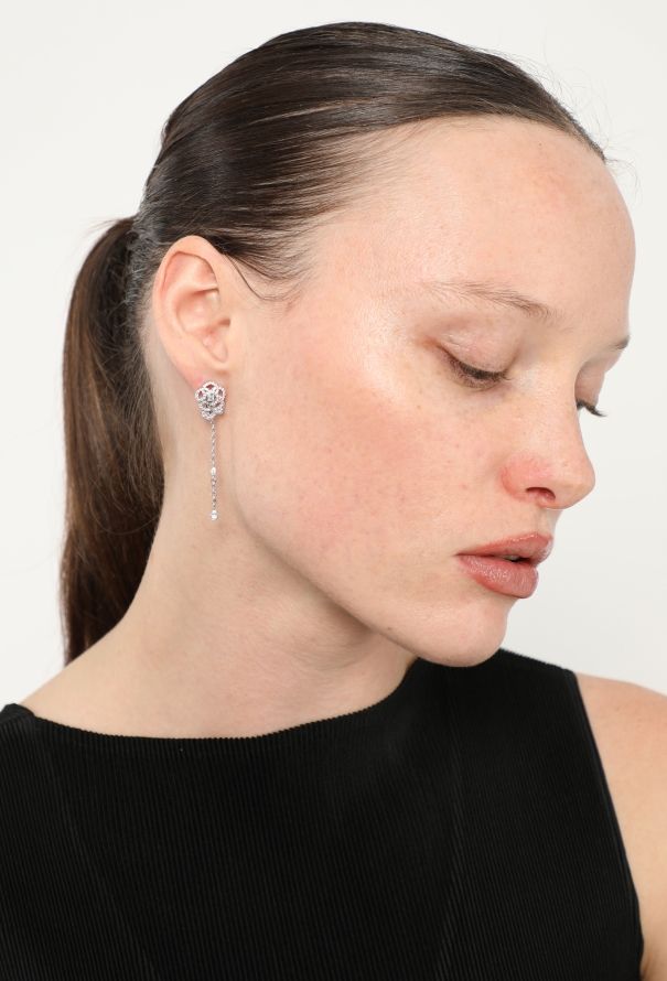Chanel Sublime 18k White Gold & Diamond Camellia Earrings - 4