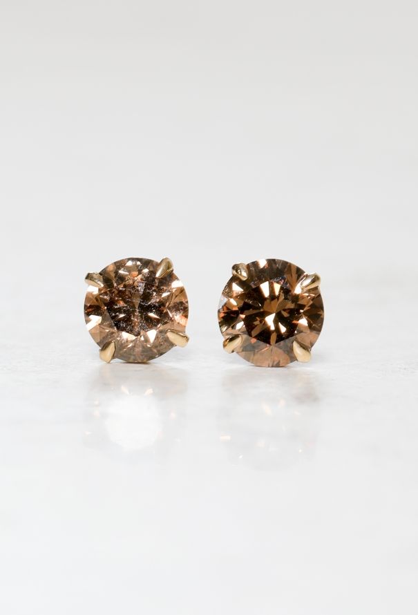 Modern Fine Jewelry 18k Gold & Brown Diamond Studs - 1