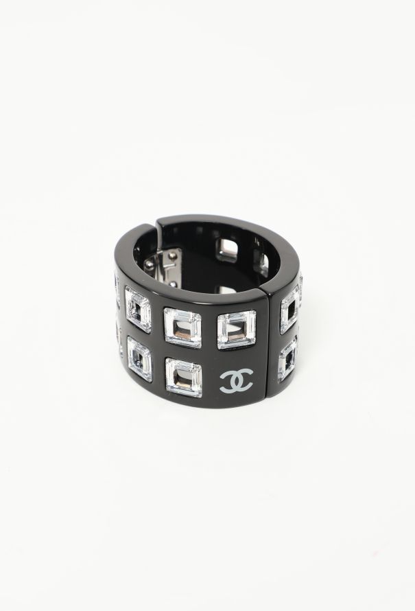 Chanel 2005 Lacquered Cut-out 'CC' Cuff - 6