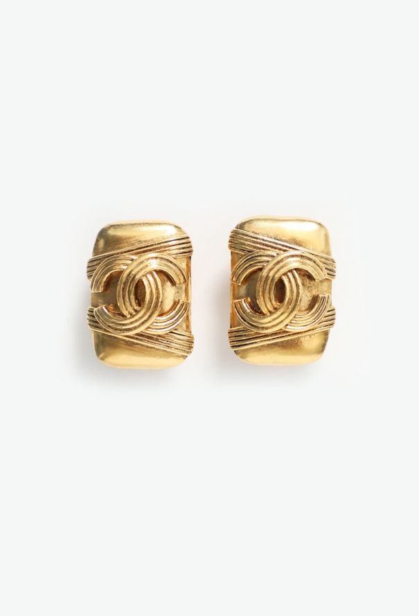 Chanel 1994 Embossed 'CC' Clip Earrings - 1