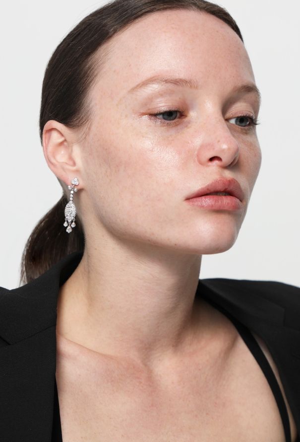 Vintage Fine Jewelry 18k White Gold and Diamond Earrings - 3