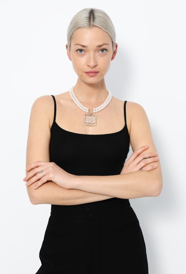Chanel 2023 Strass 'CC' Pearl Necklace & Earrings - 3