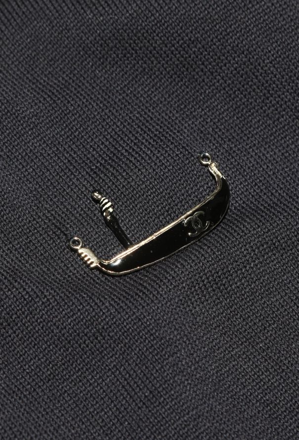 Chanel Marinière Brooch Dress in Navy Knit – Resort 2014 - 8