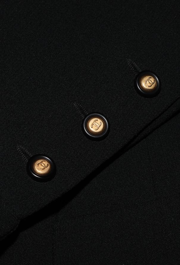 Chanel Rare 1993 Crêpe 'CC' Button Coat - 8