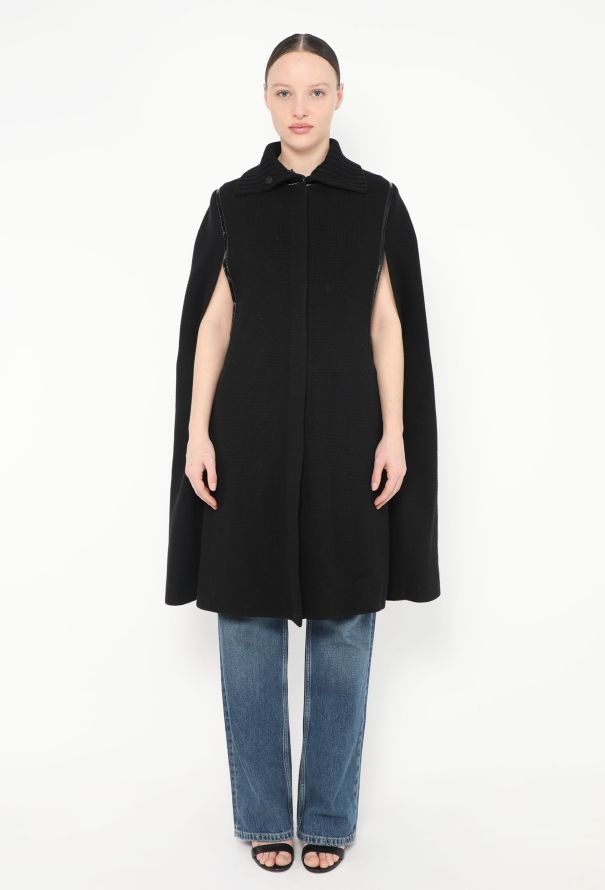 Alexander McQueen Ribbed Knit Cape - 2