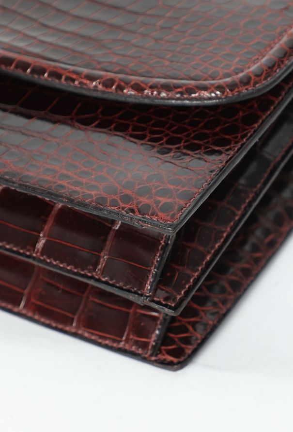 Hermès Vintage Brown Porosus Morabito  Bag - 8