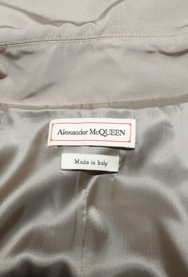 Alexander McQueen Pre-Fall 2021 Flared Trench - 8