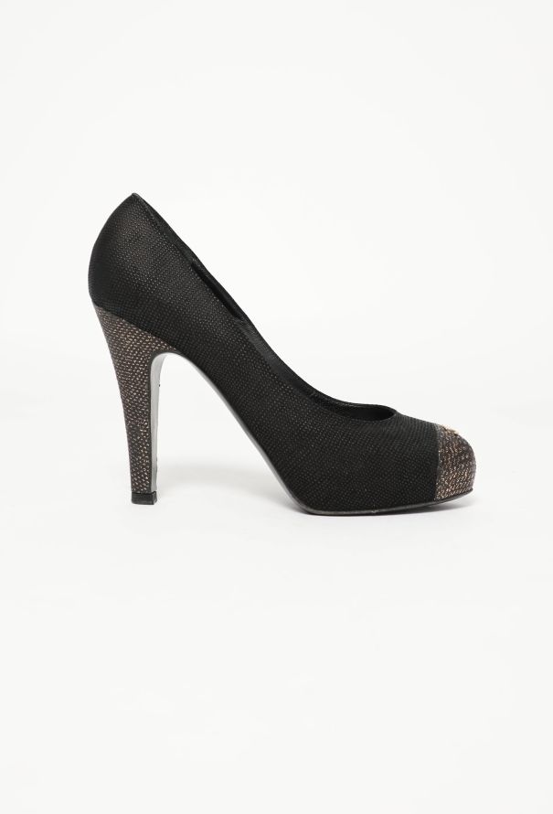 Chanel Textured Leather 'CC' Pumps - 1