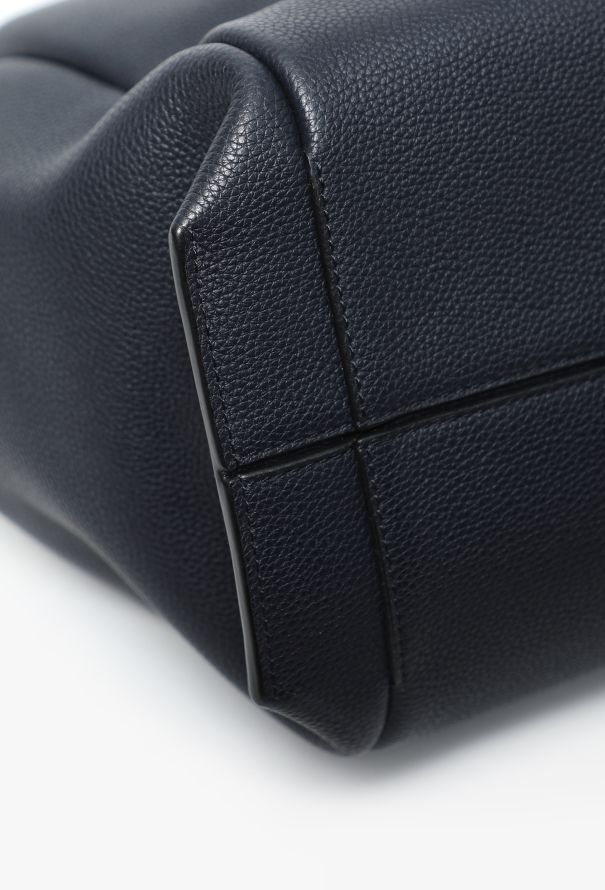 Loewe F/W 2021 Medium Flamenco Tote Bag - 7