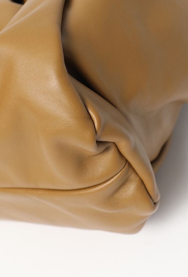 Bottega Veneta Resort 2020 The Shoulder Pouch Bag - 10