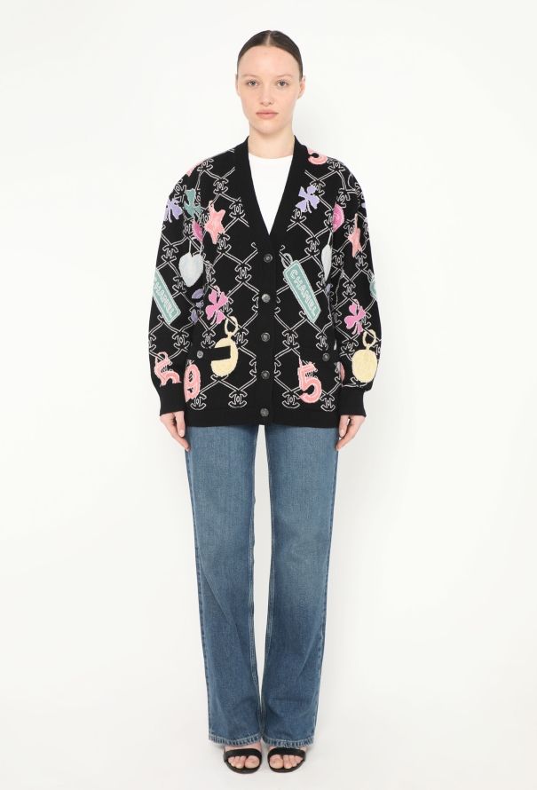 Chanel 2022 Cashmere Clover Cardigan - 3