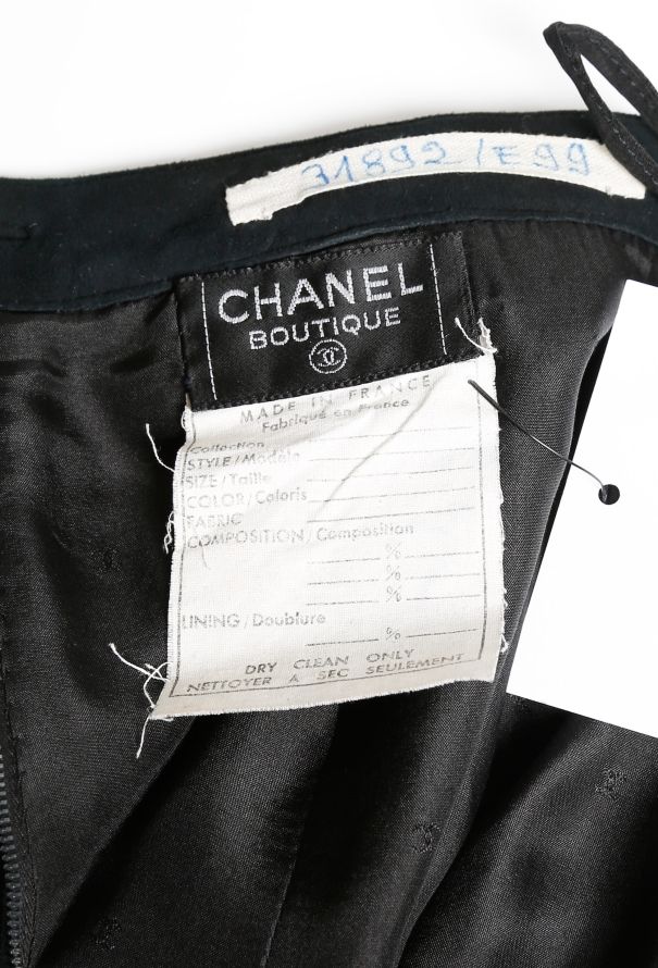 Chanel Vintage Mini Suede Skirt - 7