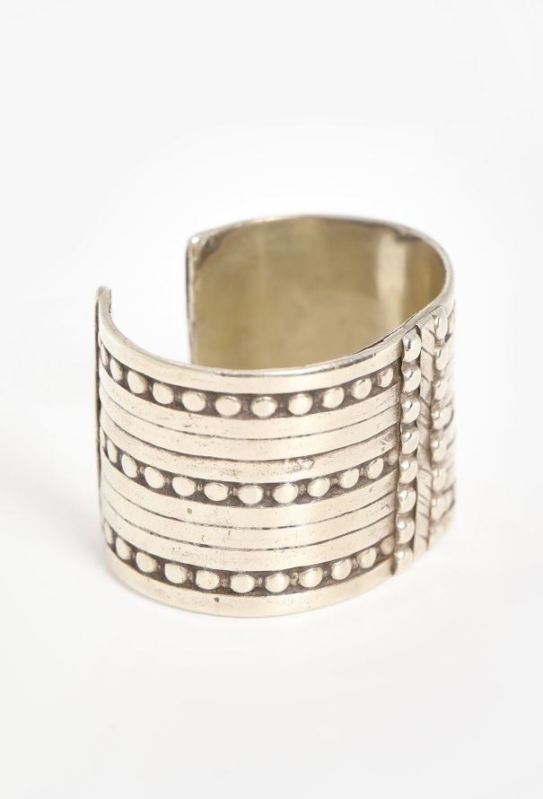 Modern Fine Jewelry Dotted Silver Open Bangle Bracelet - 3