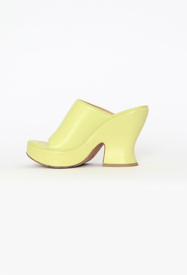 Bottega Veneta S/S 2021 Nappa Platform Mules - 5