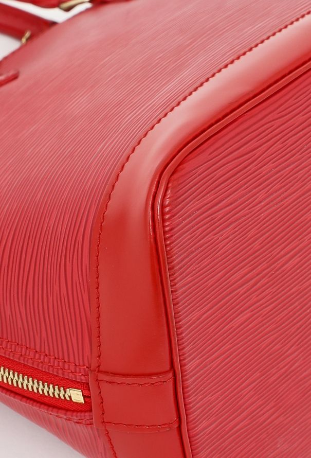 Louis Vuitton Pre-Fall 2023 Red Epi Alma PM - 7