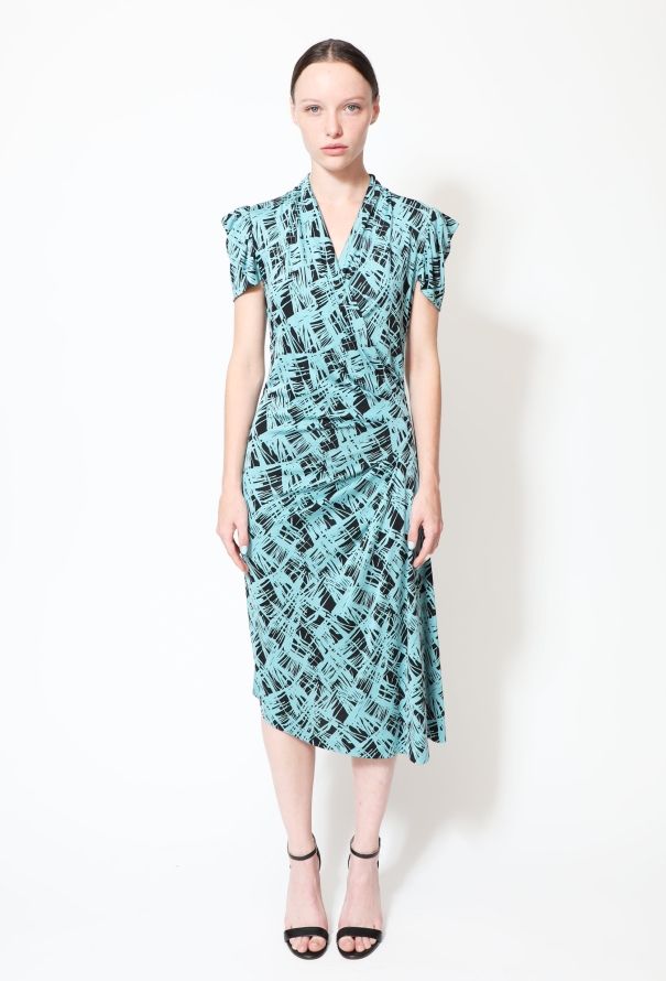Diane Von Furstenberg Graphic Silk Wrap Dress - 1
