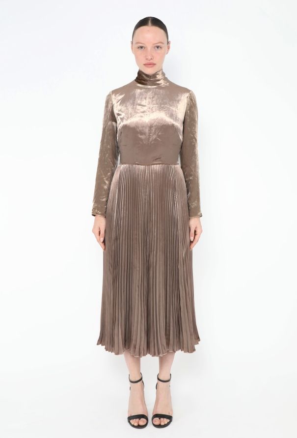 Valentino F/W 2016 Pleated Velvet Dress - 1