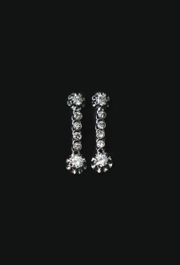 Vintage Fine Jewelry Art Deco 18k Gold and Diamond Sleeper Earrings - 2