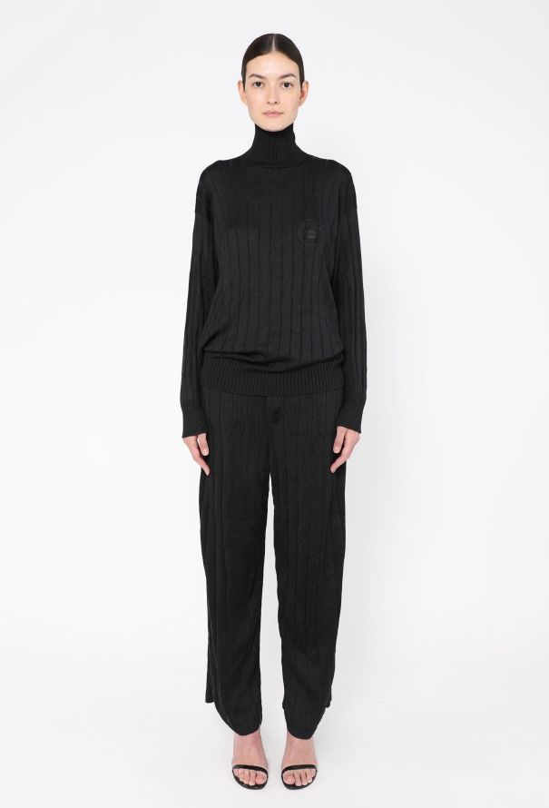 Balenciaga S/S 2021 Oversized Ribbed Ensemble - 1