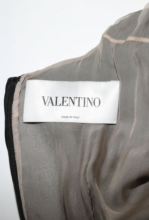 Valentino Couture Spring 2010 Silk Cape Gown - 5