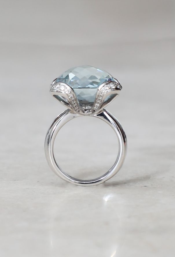 Vintage Fine Jewelry Mathon 18K Gold Aquamarine & Diamond Cocktail Ring - 5