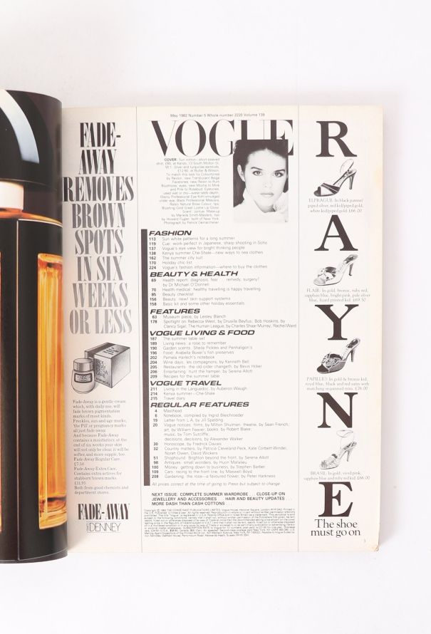 VOGUE UK 1982 Patrick Demarchelier Fashion Trio - 7