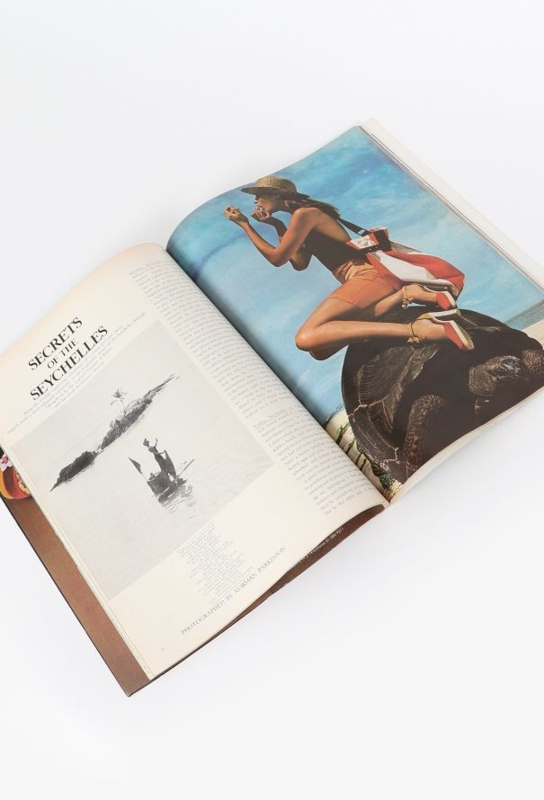 VOGUE UK 1971 Fall/Winter Set David Bailey - 2