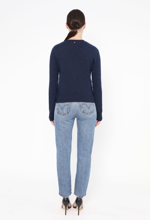 Chanel 2018 Velvet Emblem Cashmere Sweater - 4