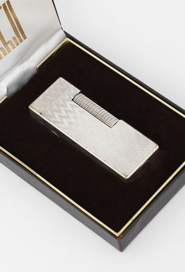 Vintage Objects & Decor Dunhill 1975 Rollagas Chevron Lighter - 6