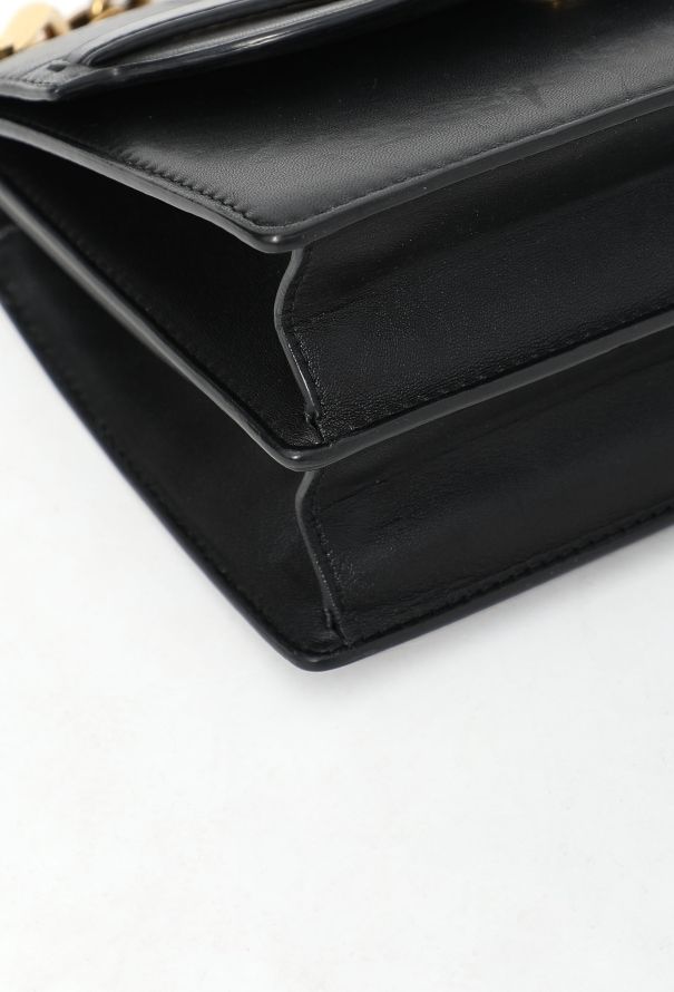 Dior Pre-Fall 2018 Diordirection Flap Bag - 8